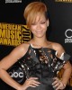 Rihanna arrives at the 2009 American Music Awards on November 22nd 2009