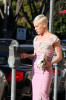 Pink spotted arriving at Stanleys Restaurant for lunch on February 3rd 2010 in Sherman Oaks 6