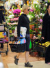 Renee Zellweger spotted on April 11th 2010 as she does some grocery shopping at Ralph 3